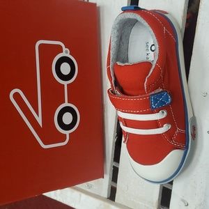 See  Kai Run canvas Stevie